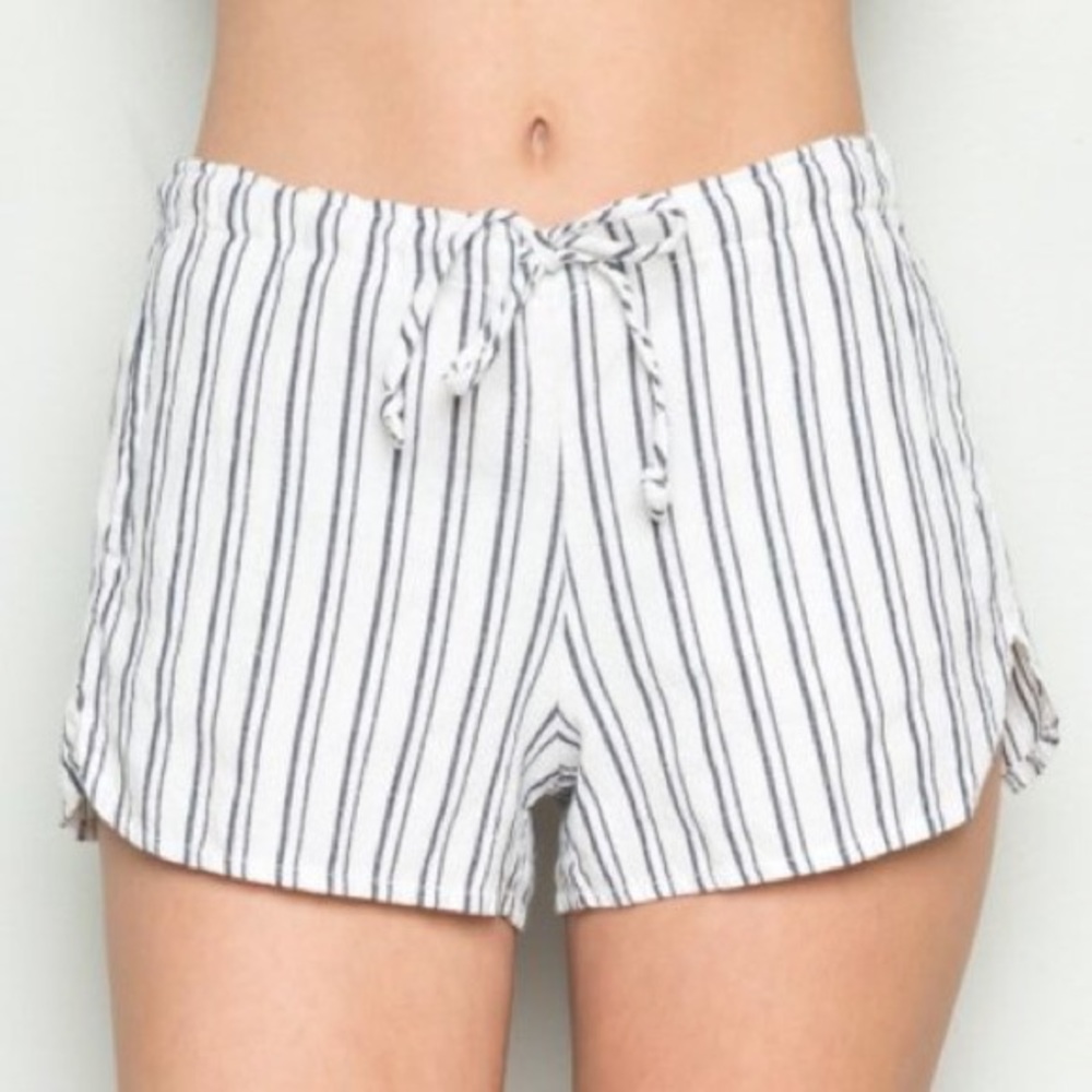 Brandy Melville White Striped Summer Shorts One Sz